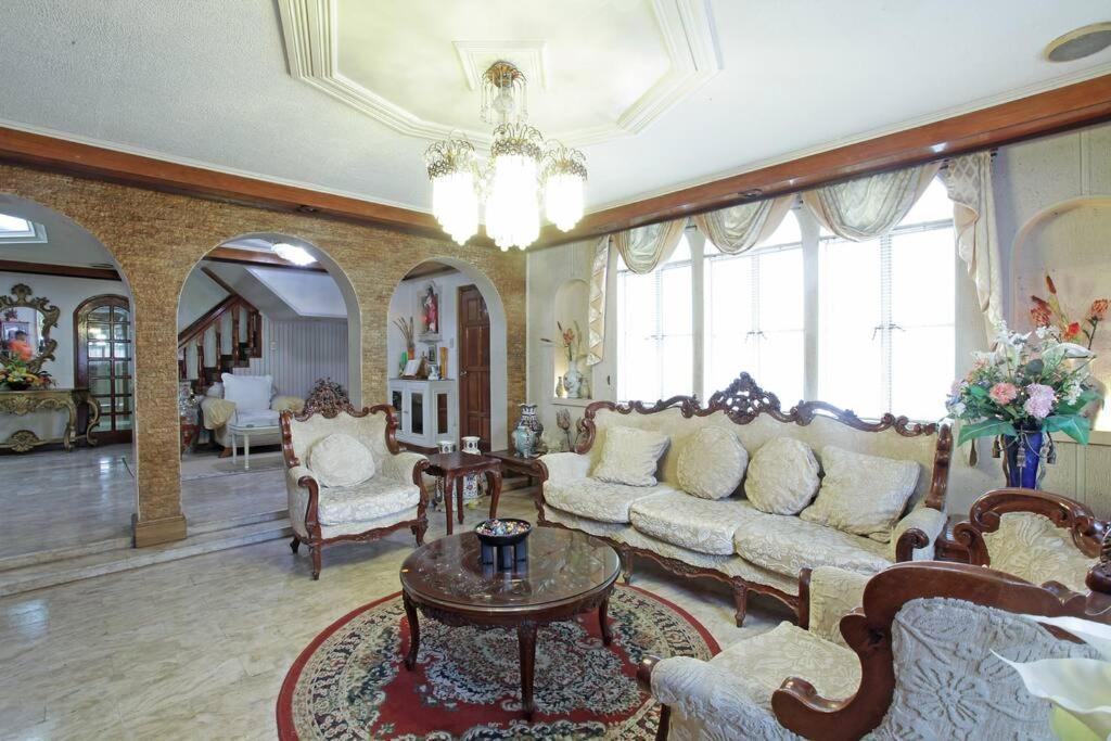 Big House In Quezon City Маніла Екстер'єр фото