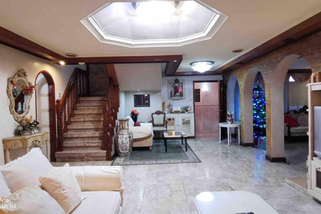 Big House In Quezon City Маніла Екстер'єр фото