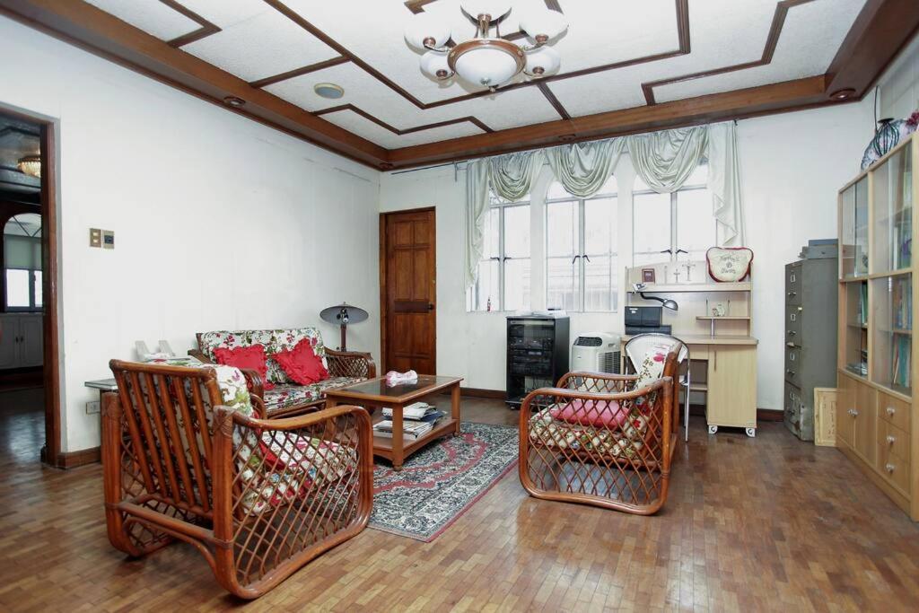 Big House In Quezon City Маніла Екстер'єр фото