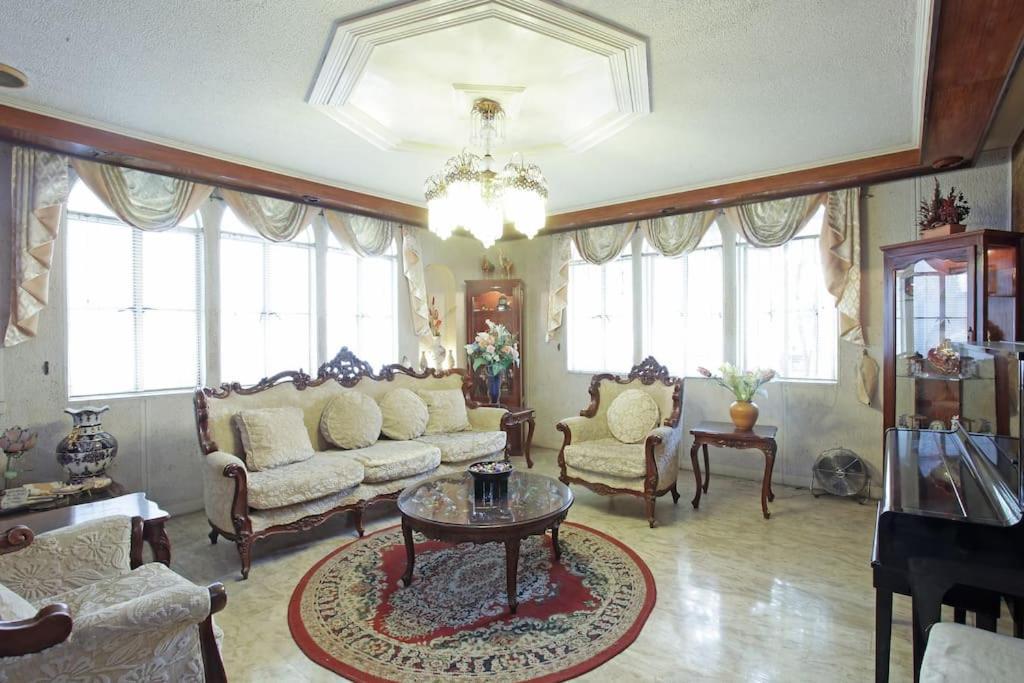 Big House In Quezon City Маніла Екстер'єр фото